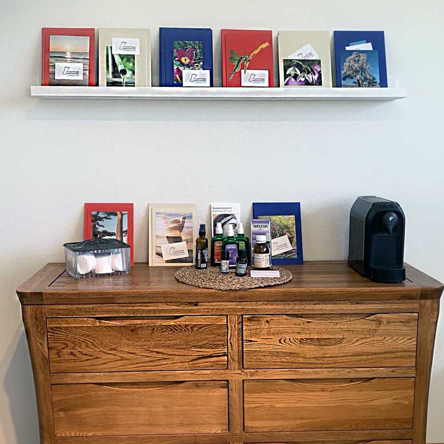 Gutscheine für Fusspflege oder Fussreflex-Massagetherapie. Bei Christina Zitz in Therwil